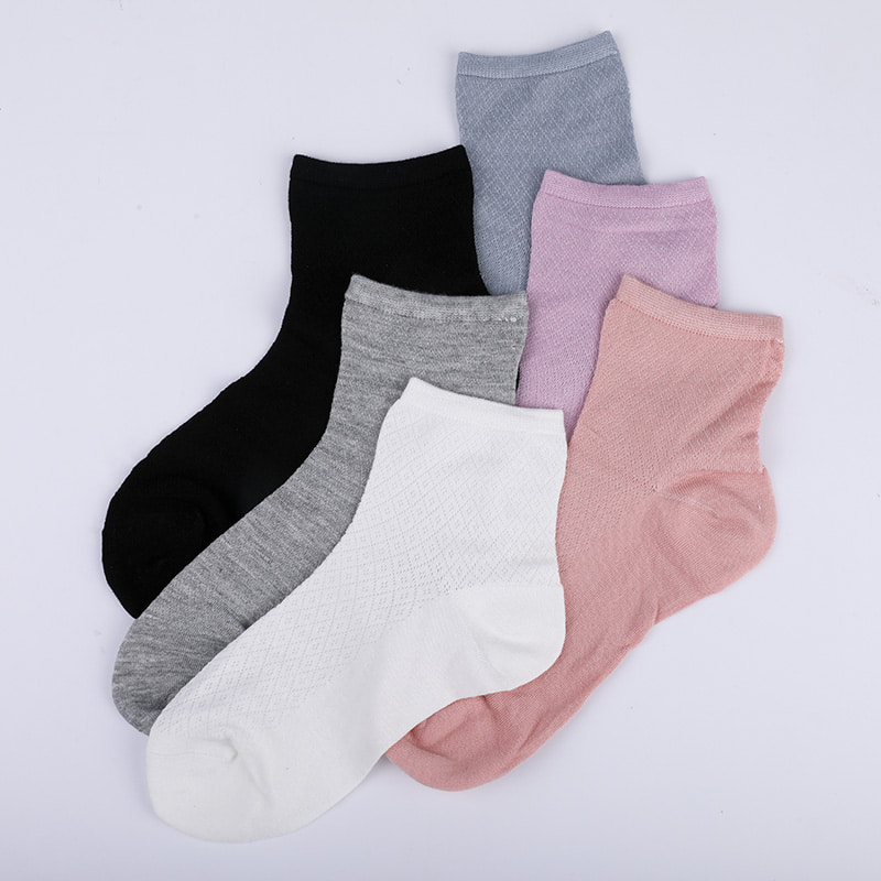 Мягкая нейлоновая сумка из бамбукового волокна, тонкие повседневные женские носки с маленькими бриллиантами, женские носки ручной работы WSD1689